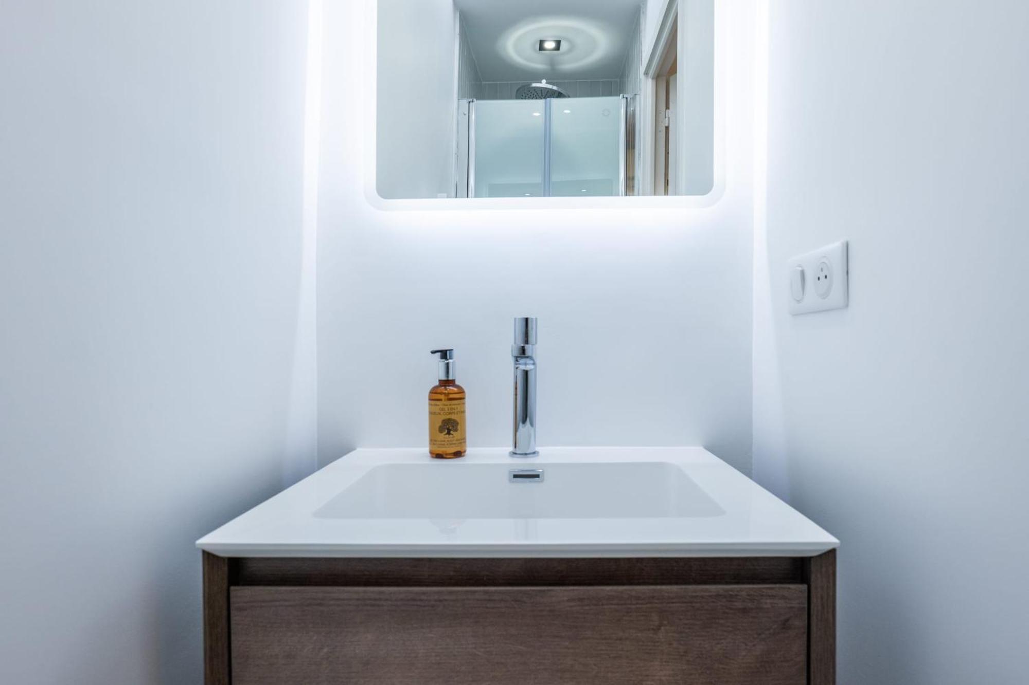 Rare ! Stylish Duplex In The Heart Of *