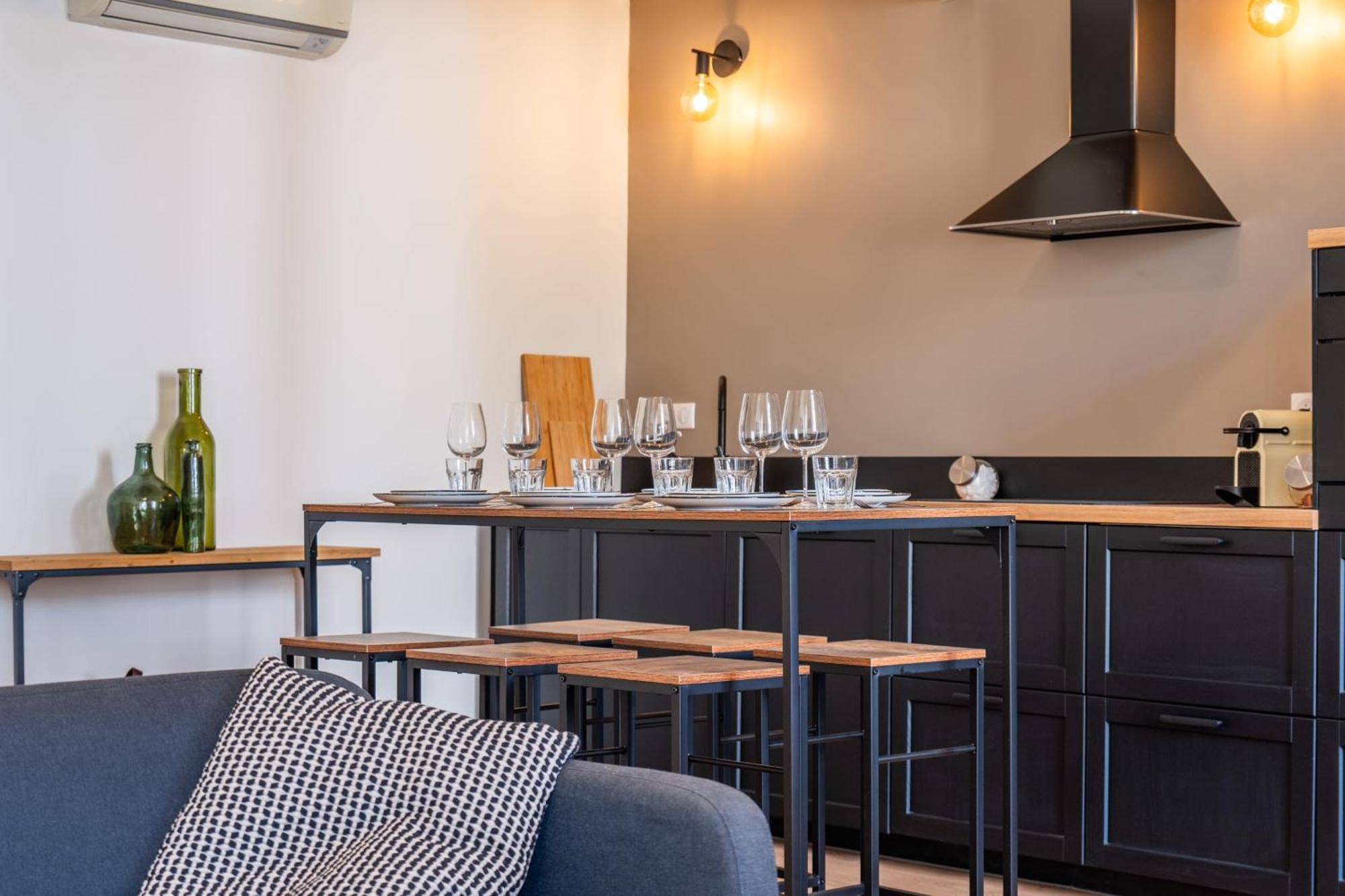 Rare ! Stylish Duplex In The Heart Of Appartement *