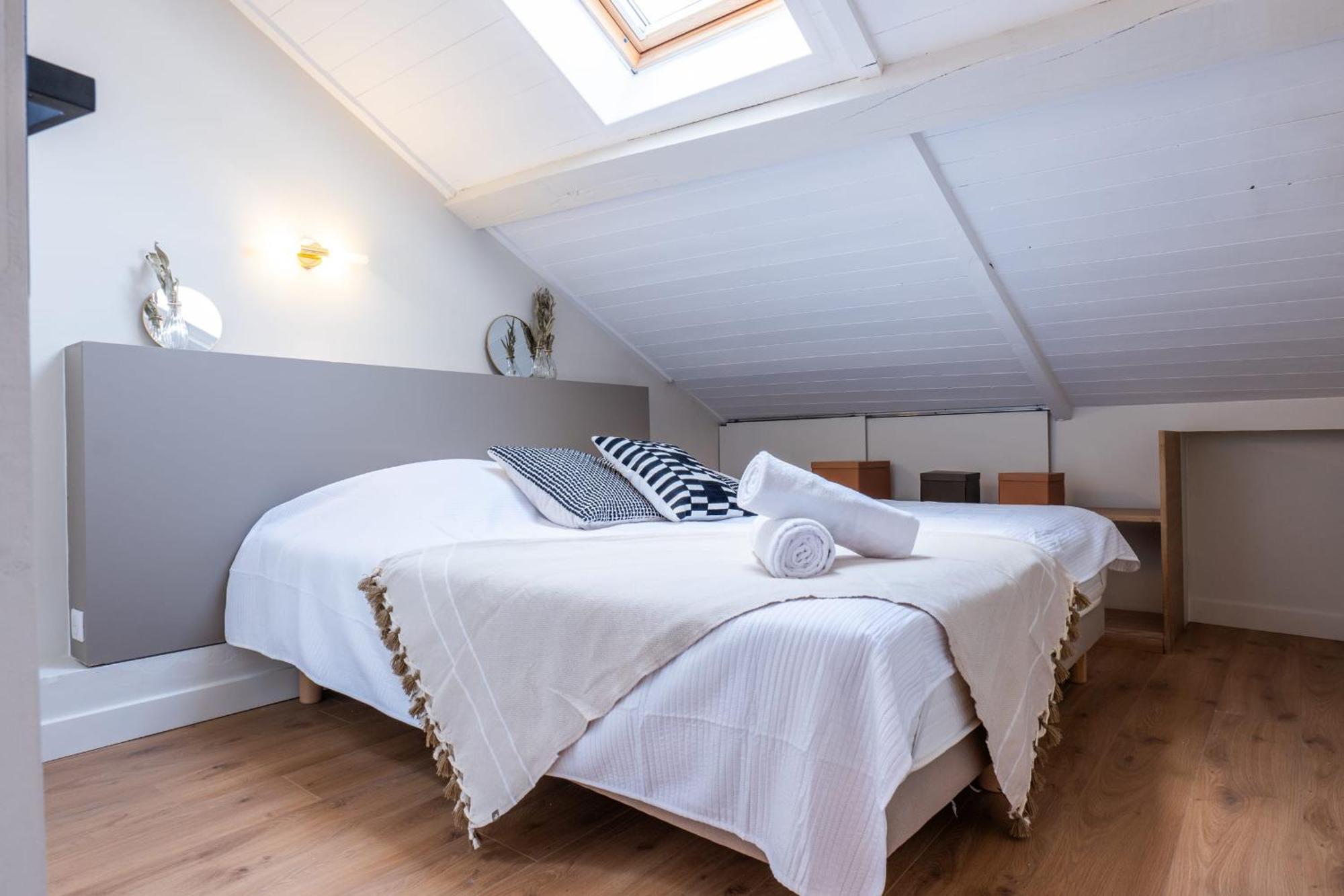 Rare ! Stylish Duplex In The Heart Of Appartement Cannes