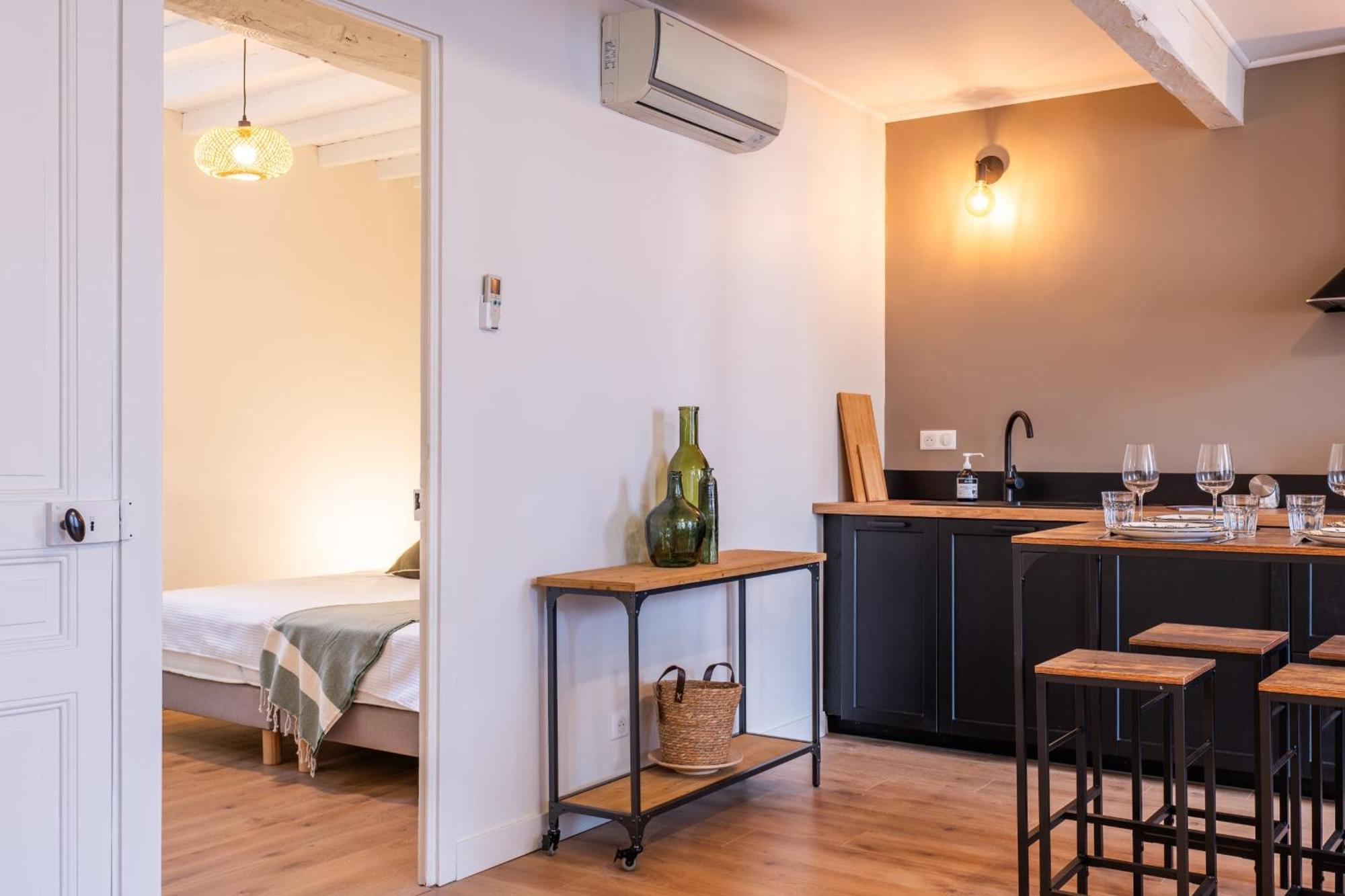Rare ! Stylish Duplex In The Heart Of